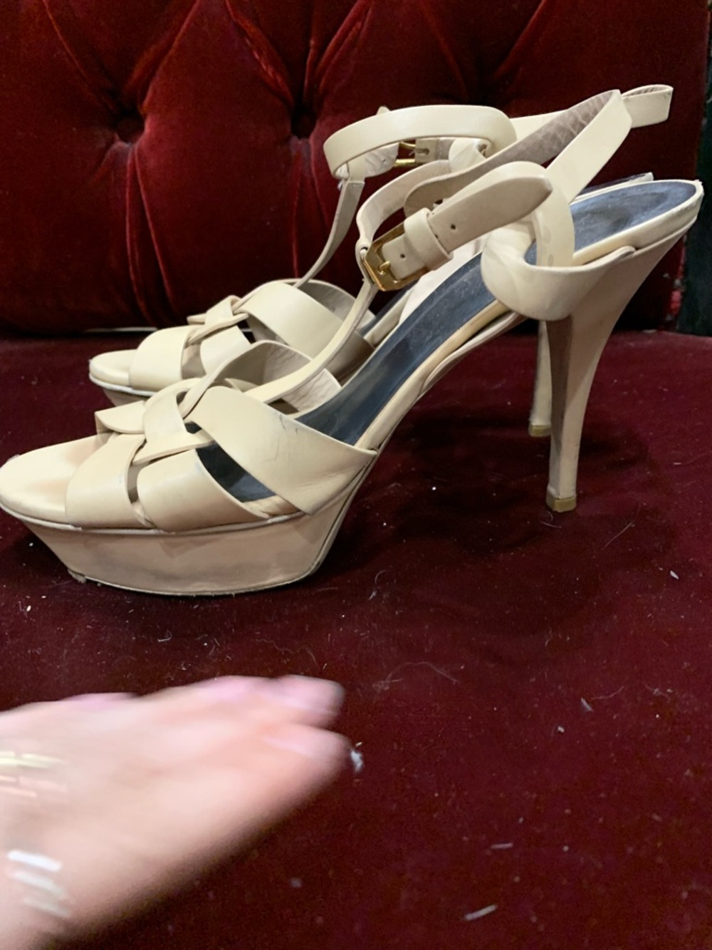 Saint Laurent Beige Leather Knotted T-Strap Heels - Picture 6 of 13